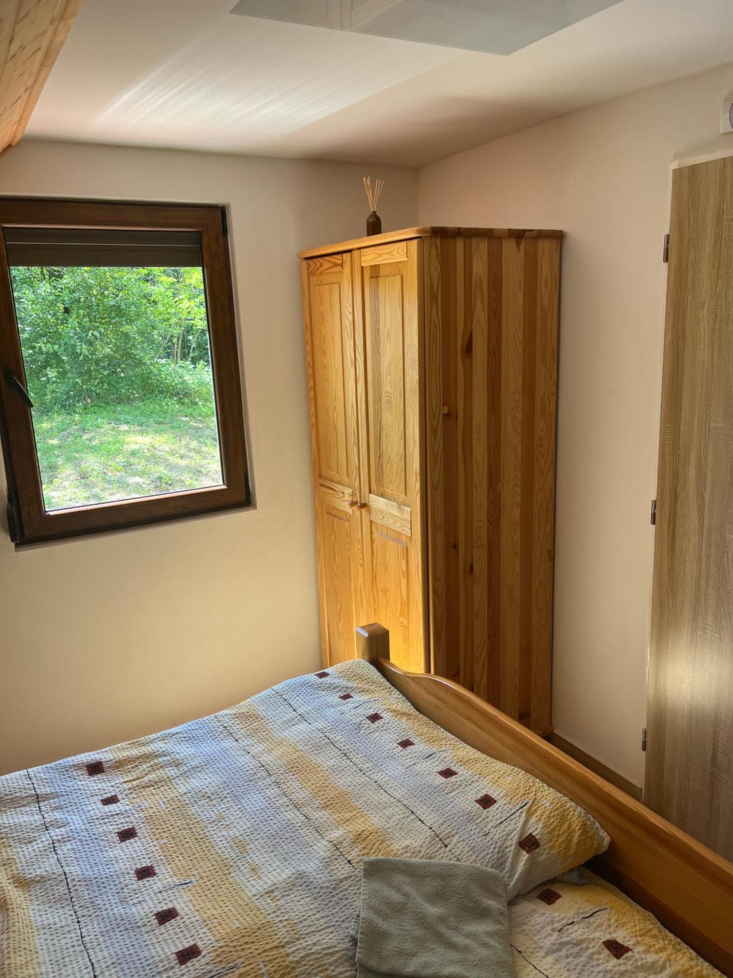 Hotel Wbs Vinarstvi U Lisu Znojmo 6345 Esterno foto